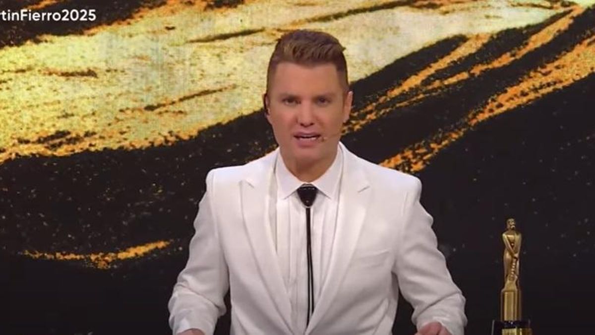 Santiago del Moro, Martín Fierro de Oro 2025 por Gran Hermano 2024.