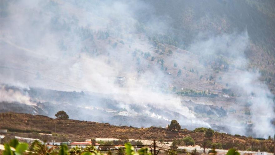 Coladas de lava este sábado. / FOTO: EFE