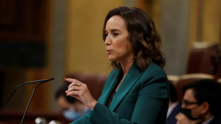 La portavoz del Partido Popular en el Congreso, Cuca Gamarra, interviene durante el pleno del Congreso de los Diputados que debate y vota este jueves la convalidación de la reforma laboral pactada entre Gobierno y agentes sociales y aprobada por decreto ley.