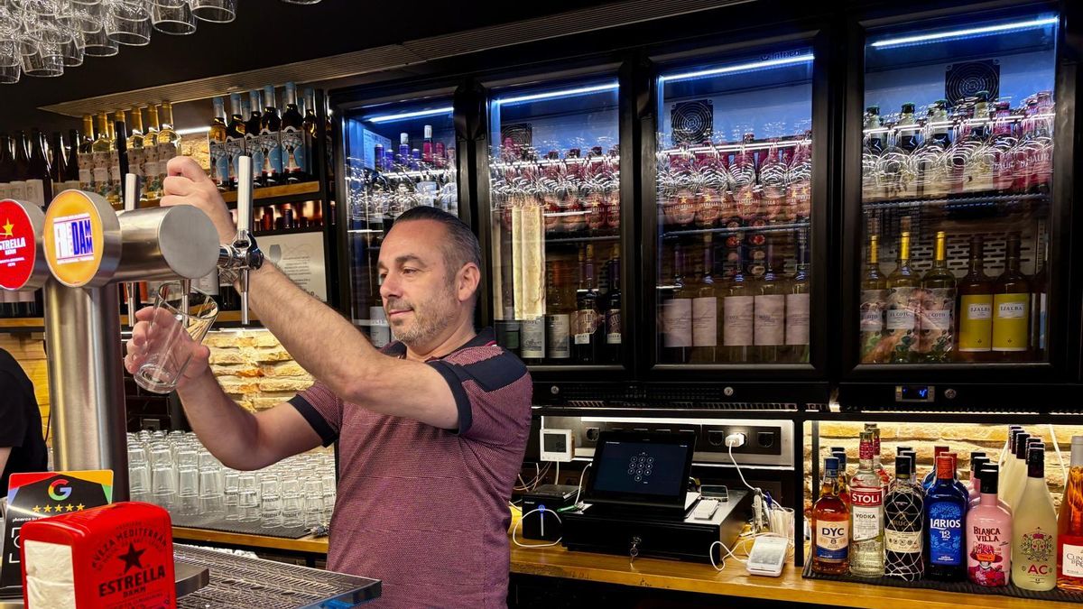 Loustalot está al frente de La Patatería en la calle Laurel