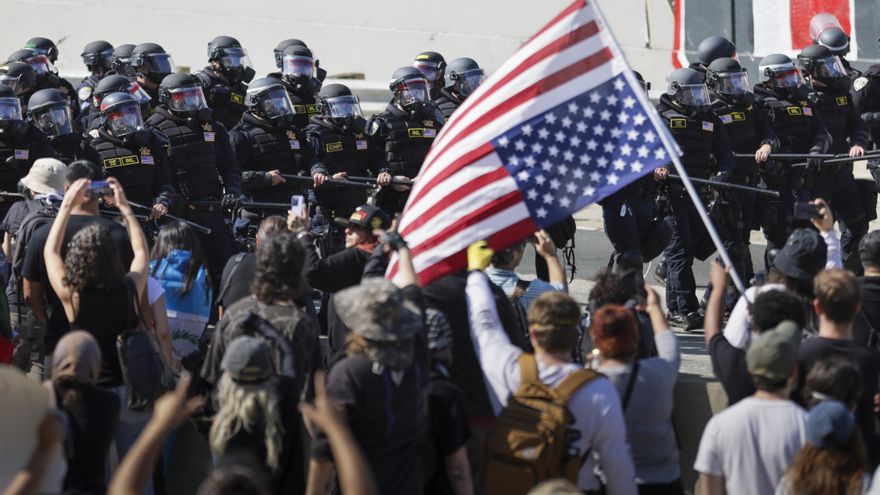 Trump dice que las protestas en Los Ángeles "fortalecen" su determinación de deportar