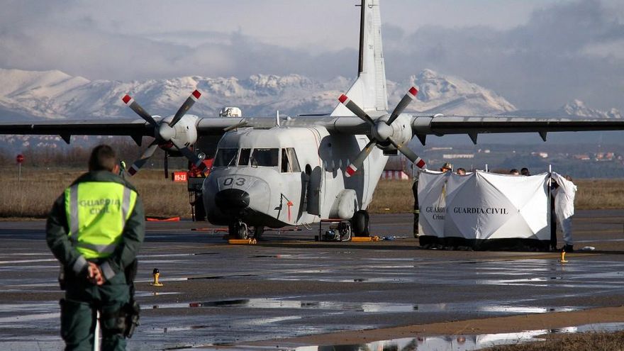 Peio García / ICAL.  Un simulacro de accidente en el Aeródromo Militar de León