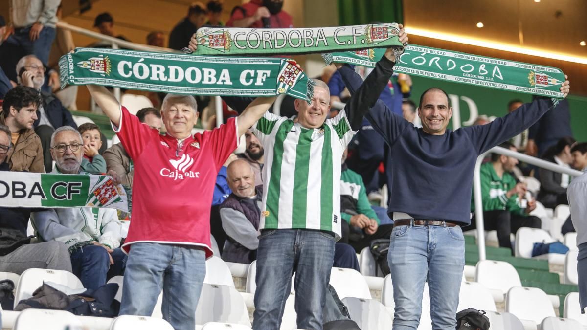 Grada Blanquiverde del Córdoba CF - Real Zaragoza
