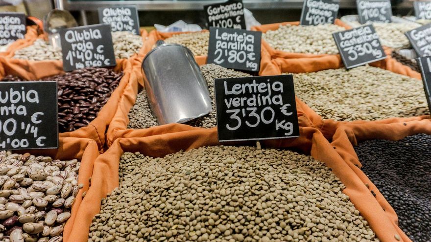 Este es el curioso motivo por el que algunas lentejas flotan y otras no