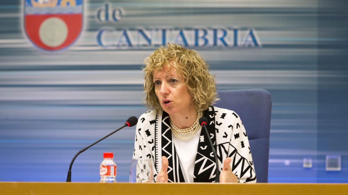 Eva Díaz Tezanos (PSOE) durante una rueda de prensa. |