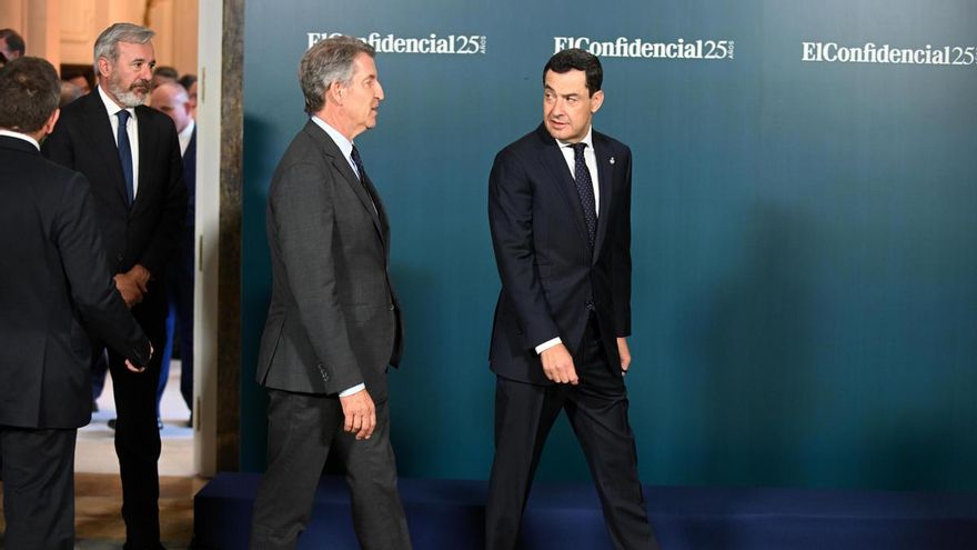 El PP de Feijóo da un paso más en su entendimiento con la ultraderecha con la claudicación de Moreno ante Vox