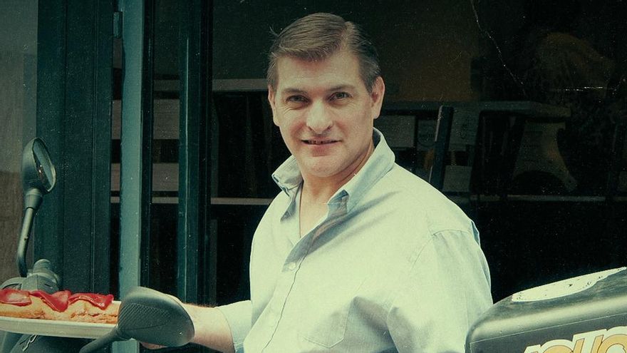 Netflix pone fecha de estreno a su docuserie sobre 'El Rey del Cachopo', la truculenta historia de César Román