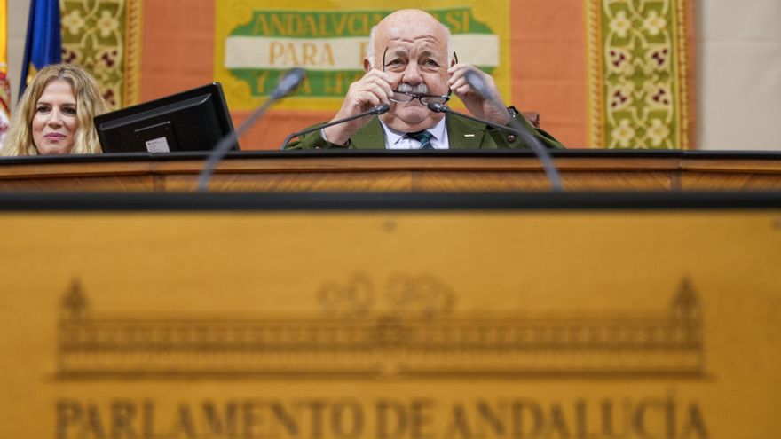 "Porque me da la gana": el presidente del Parlamento andaluz frena una votación que afectaba a Moreno sobre cribados de cáncer