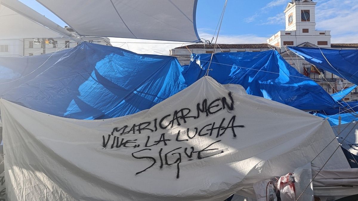 Pancarta en Sol en homenaje a Maricarmen.