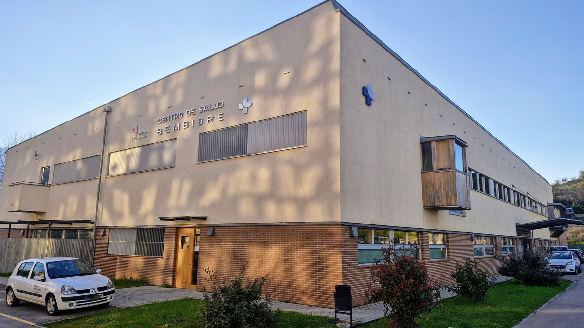 La Junta gastará 400.000 euros en climatizar el centro de salud de Bembibre apenas cuatro años después de abrirlo