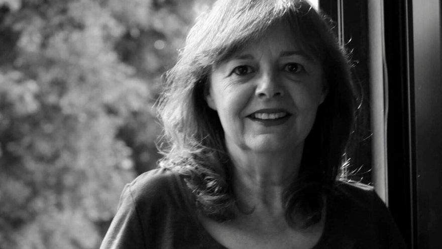 Cristi Cruz presenta en el Círculo su libro ‘Entre el agua y el suelo’