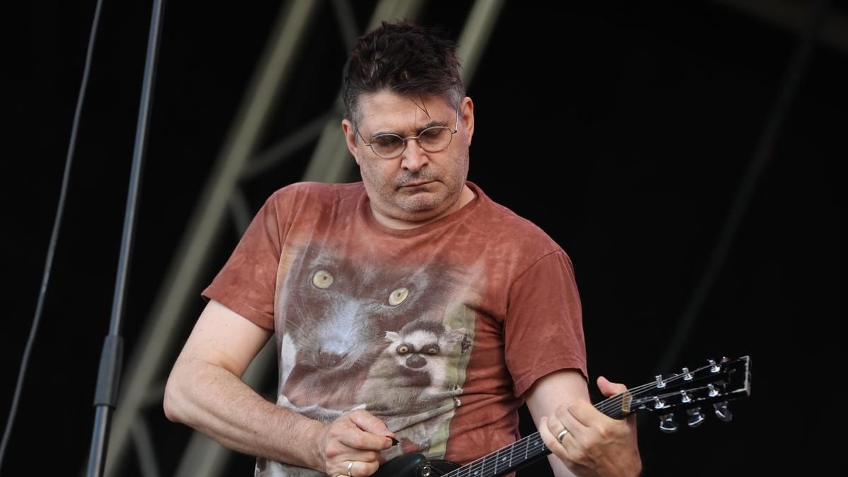 Muere el músico y productor que marcó el sonido del rock más agresivo de los noventa, Steve Albini