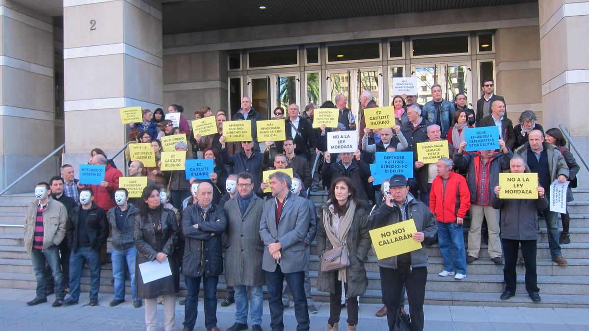 La Cumbre Social Vasca cree que la Ley de Seguridad Ciudadana es "represiva" e inoportuna" y generará "conflicto"