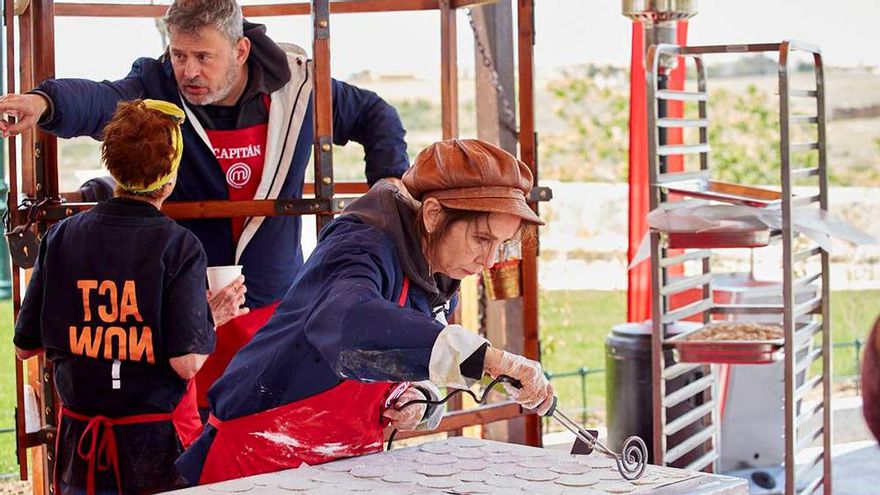 Victoria Abril carga contra Almodóvar en 'MasterChef': "Le gustan las actrices de 30, pero a la que cumples 40 se acabó"