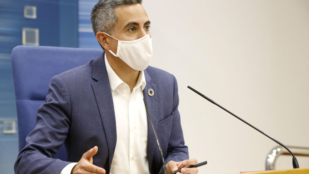 Pablo Zuloaga (PSOE) durante la rueda de prensa posterior al Consejo de Gobierno