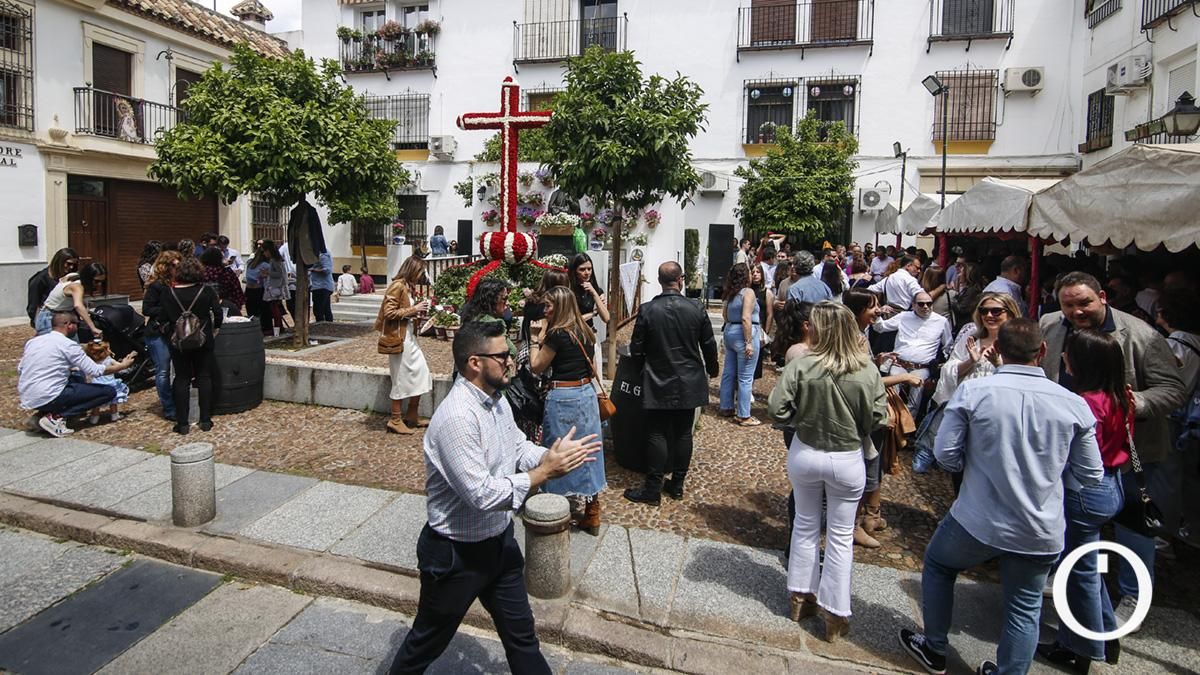 Cruz de mayo de la Hermandad de Jesús Nazareno en la Plaza del Padre Cristóbal