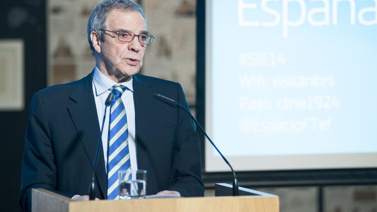 El ex presidente de Telefónica, César Alierta.
