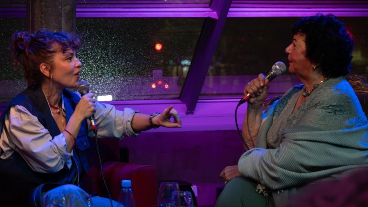 Dolores Fonzi y Dora Barrancos, protagonistas del último episodio de Destellos en la Oscuridad.