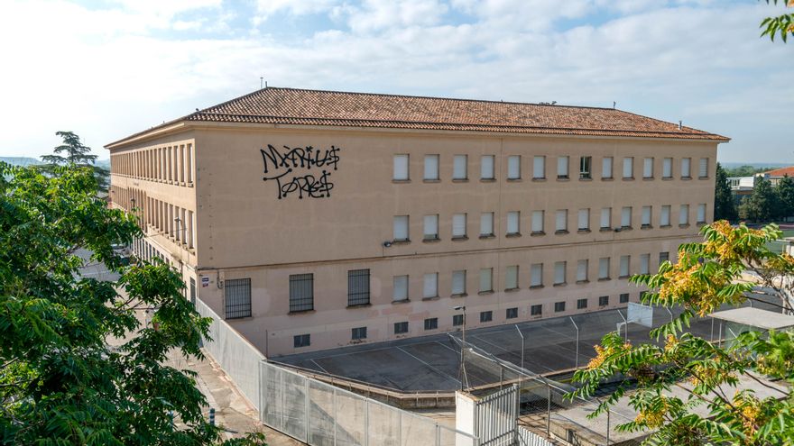 La Generalitat concede una plaza fija a un profesor de instituto imputado por abusos sexuales a una menor