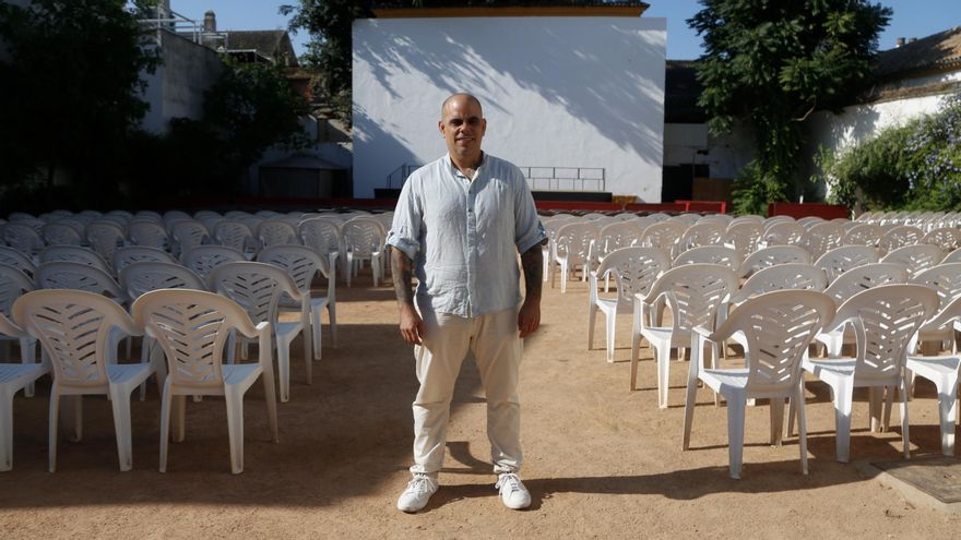 El alcalde le pide a la Junta que ejerza el derecho de retracto y adquiera los tres cines de verano cerrados