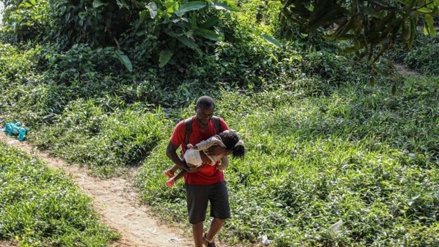 Cientos de migrantes que cruzaron la selva del Darién arriesgan ahora su vida para volver a casa ante la política de Trump