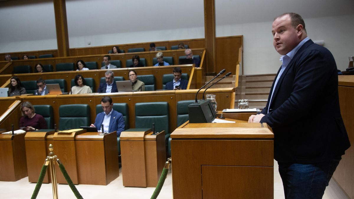 Ander Añibarro, parlamentario del PNV