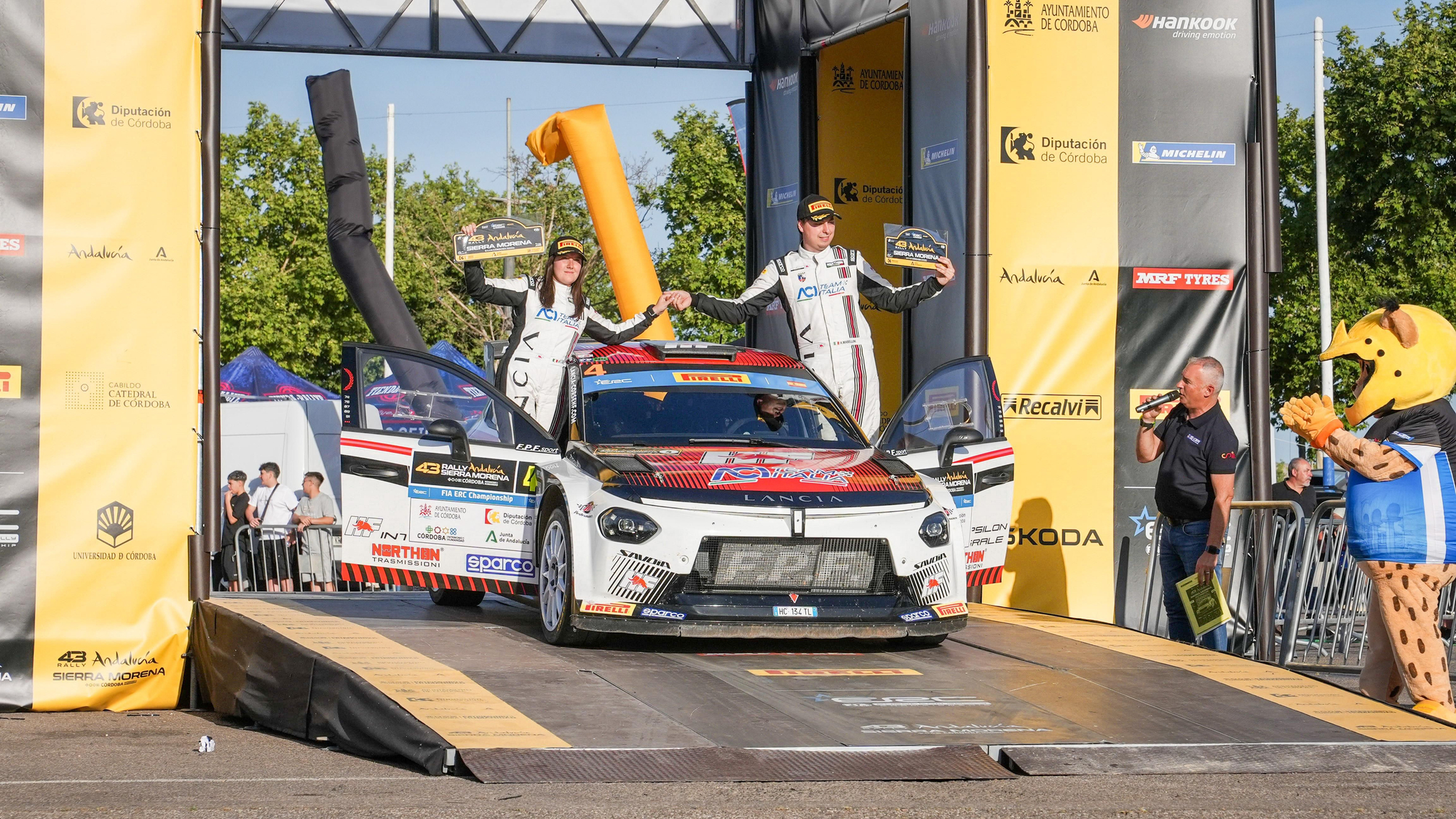 Entrega de premios y podio del Rally Sierra Morena
