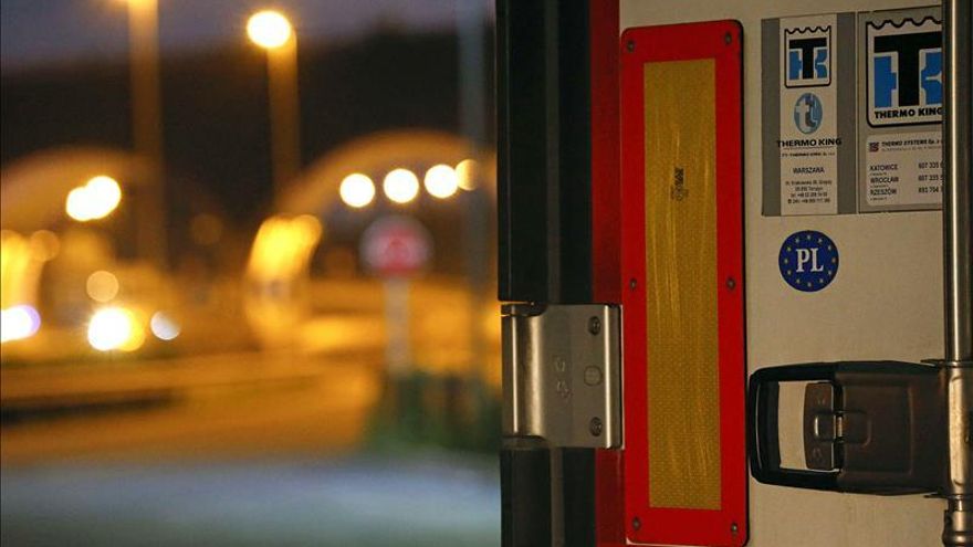 Dos de los hallados en el camión frigorífico son iraquíes y huían del Estado Islámico