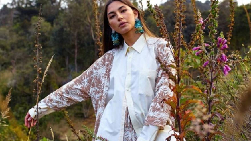 "Manifiesta", ropa que cuenta historias de exguerrilleros y de víctimas del conflicto colombiano