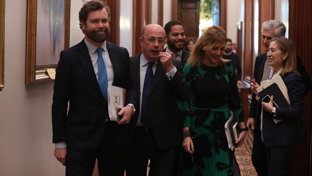 PSOE veta a Vox para presidir comisiones en el Congreso y los de Abascal esperan que el PP no sea cómplice del "rodillo"