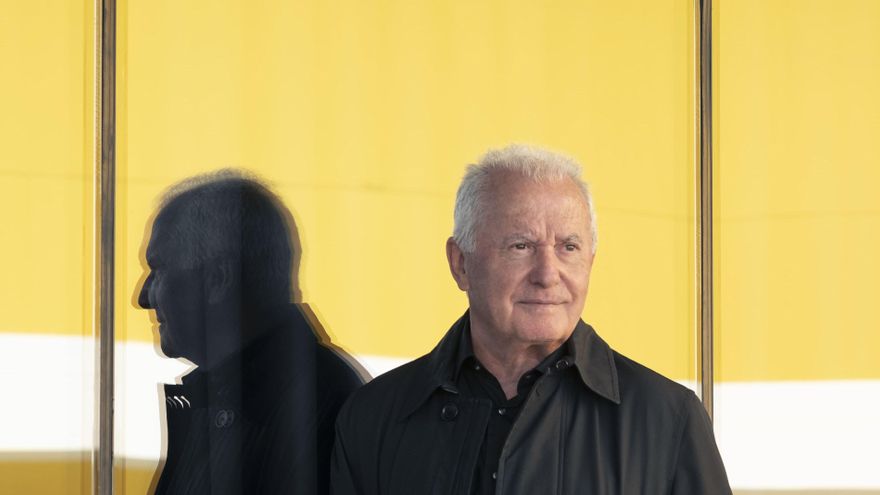 Víctor Manuel: “No hay ninguna razón para tirar la toalla; el mundo avanza y es mejor”