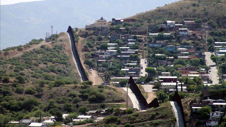 El macabro juego del gato y el ratón de la frontera sur de EE.UU.