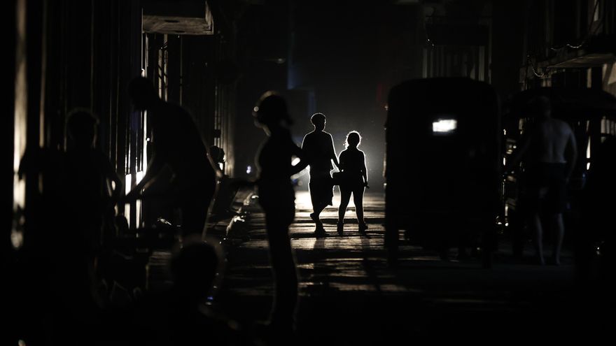 Cuba genera el 40 % de la demanda eléctrica luego de 24 horas del quinto apagón nacional