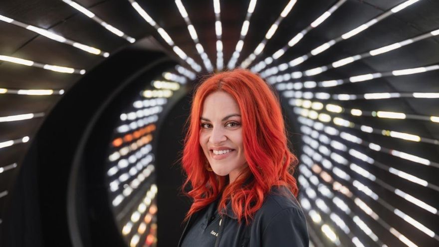 La astronauta Sara García Alonso publicará su primer libro, 'Órbitas', en enero