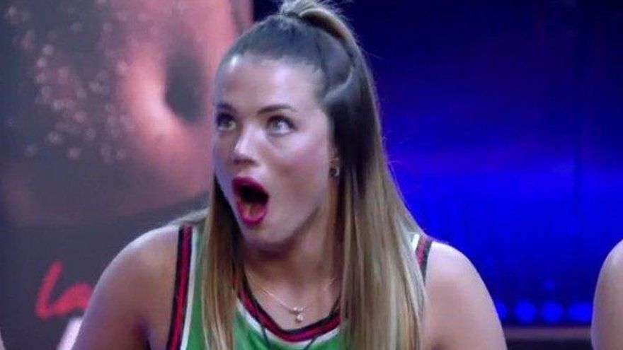 Alyson sorprendida al escuchar al Súper