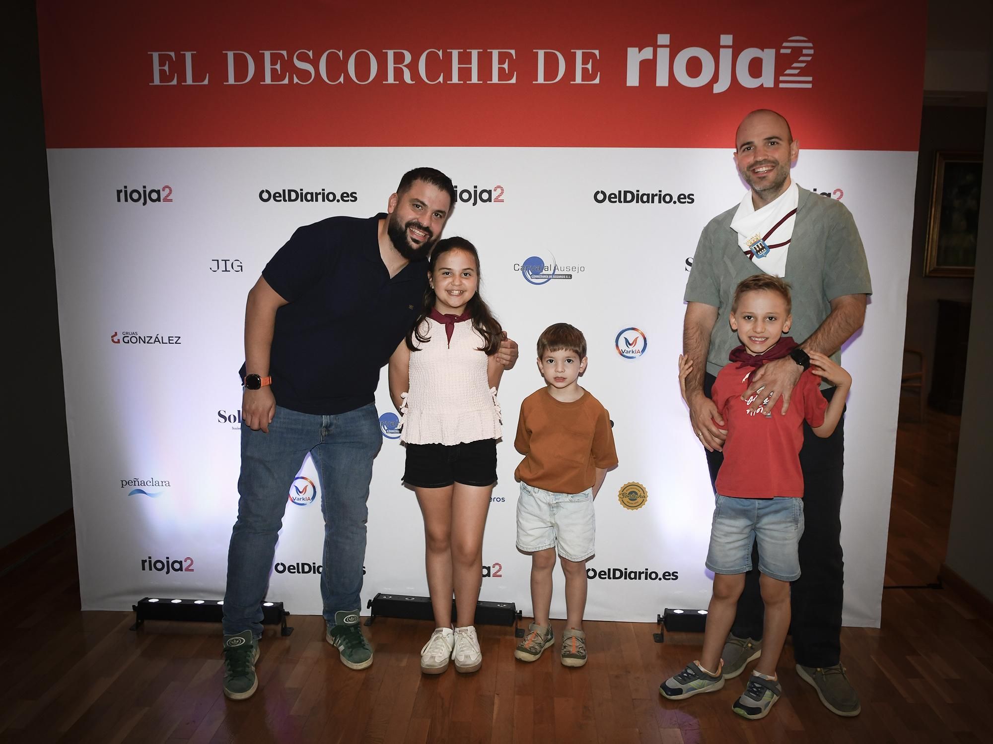 Resposables de Grúas González y familia