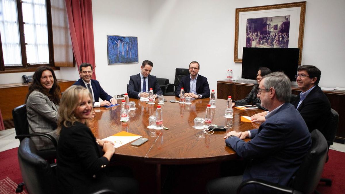 PP-A y Cs cierran su acuerdo programático en Andalucía con 90 medidas tras pactar el bloque sobre medidas sociales