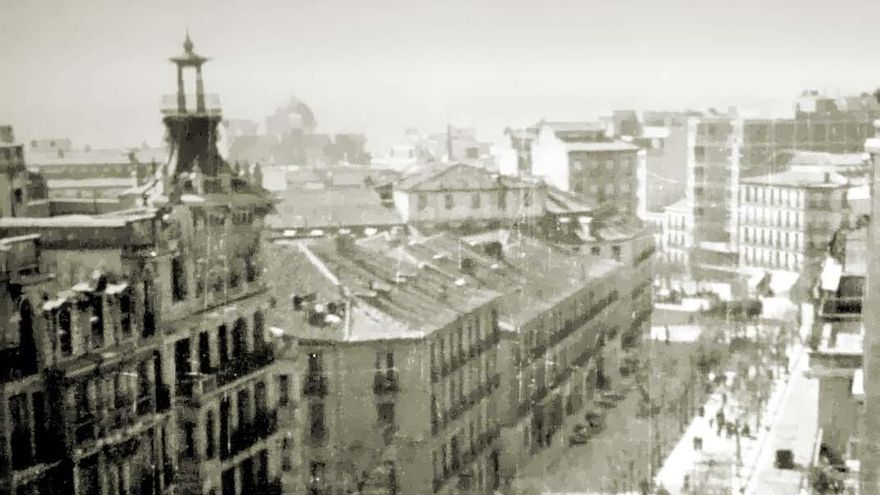 Vista cenital del bulevar de Alberto Aguilera, con el antiguo barrio de Pozas al fondo