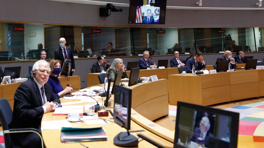 Borrell afirma que la UE está lista para responder con rapidez si Rusia ataca Ucrania