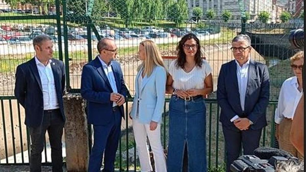 Ponferrada y Endesa sellan tras dos décadas de espera el acuerdo para cubrir el canal de Cornatel con 5 millones