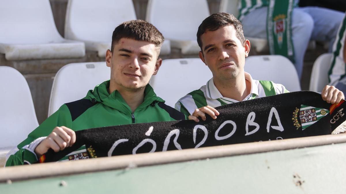 Grada Blanquiverde del Córdoba CF - SD Eibar