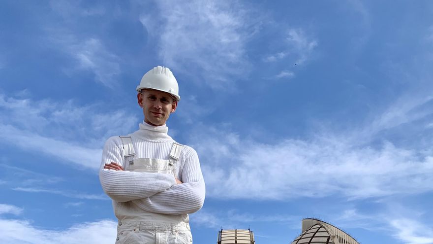 Erik Harley y la disparatada España de las rotondas: “Hemos decorado nuestras ciudades con demasiada alegría”