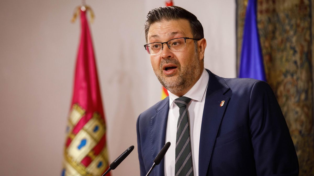 El consejero de Educación de Castilla-La Mancha sobre la convivencia escolar: "No podemos regular lo penal en el ámbito educativo"