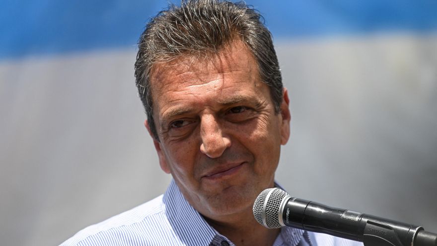 Massa no saca los pies del plato