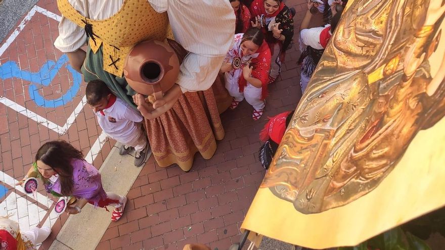 Ayer los gigantes, hoy los gaiteros: continúan los palos en la rueda para dificultar la participación de la Gaita Mixta de Cervera en las fiestas