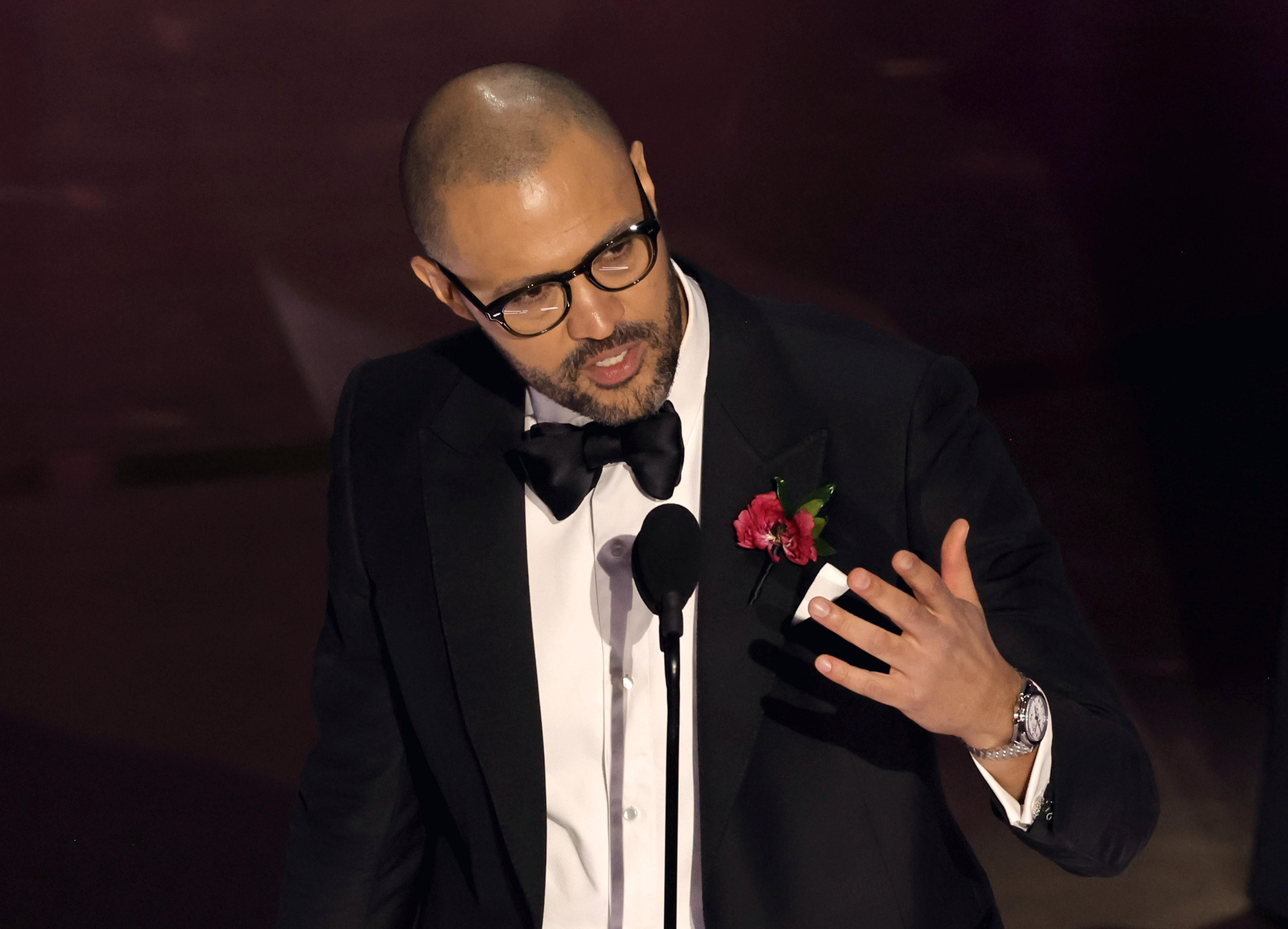 Cord Jefferson recoge el premio al Mejor Guion Adaptado por "American Fiction"