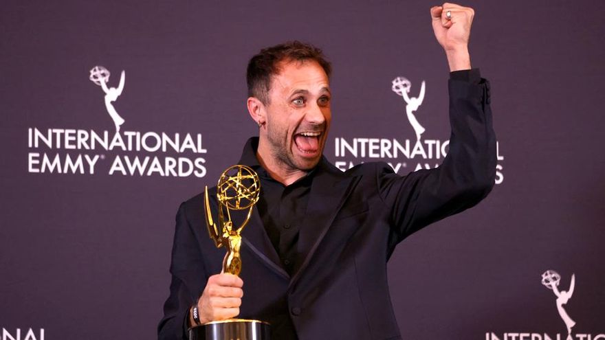 Oriol Pla hace historia y se corona como mejor actor en los Emmy Internacionales, que dejan un nuevo doblete para España