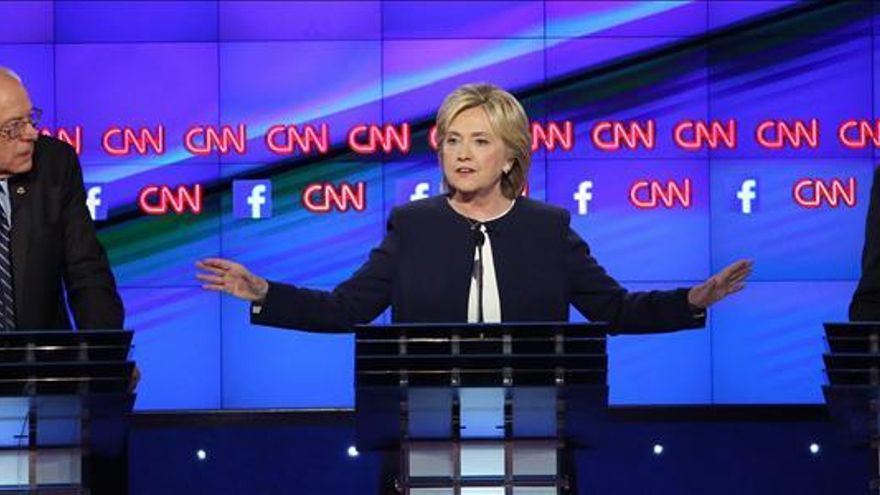 Clinton pide un "New Deal" para las minorías latina y negra en EE.UU.