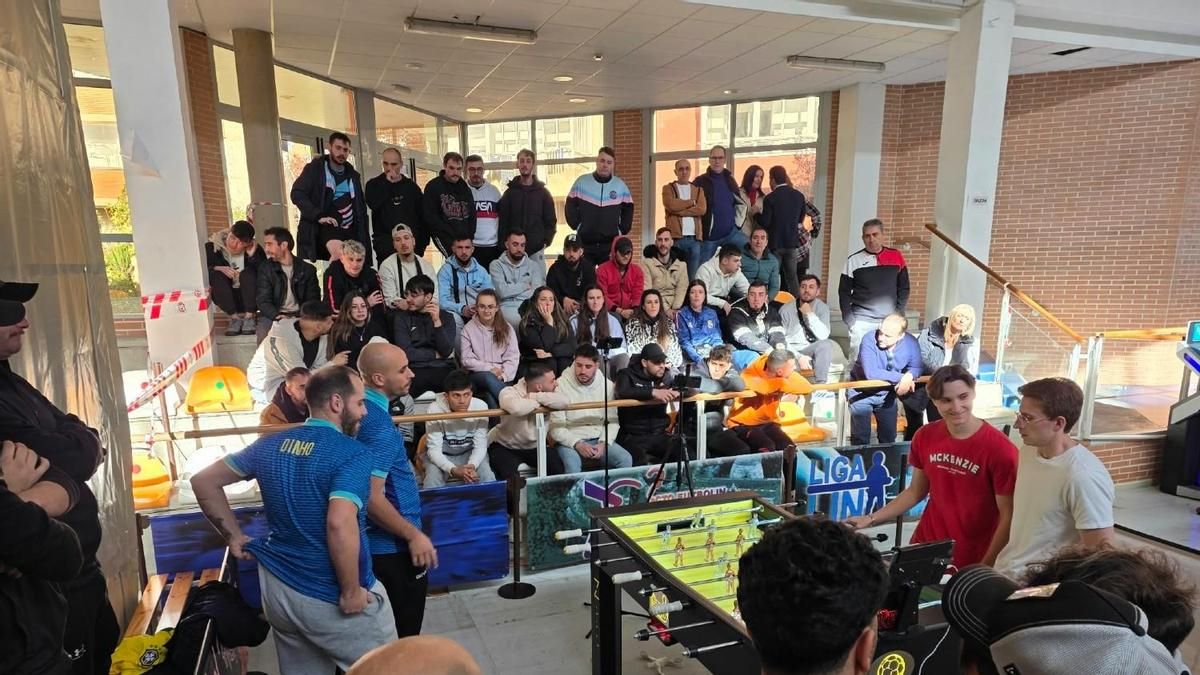 El pabellón deportivo de Trobajo del Camino, sede este sábado del Máster de Futbolín Reino de León