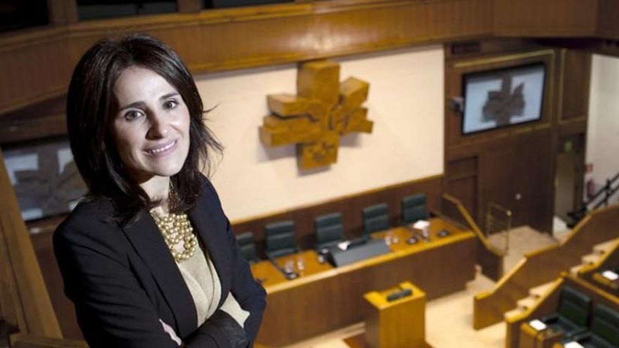 Bakartxo Tejeria, la presidenta más longeva de la historia del Parlamento Vasco y que aspira a cuatro años más